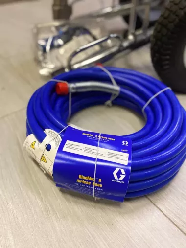 Окрасочный аппарат безвоздушного распыления Graco Mark V 17E657